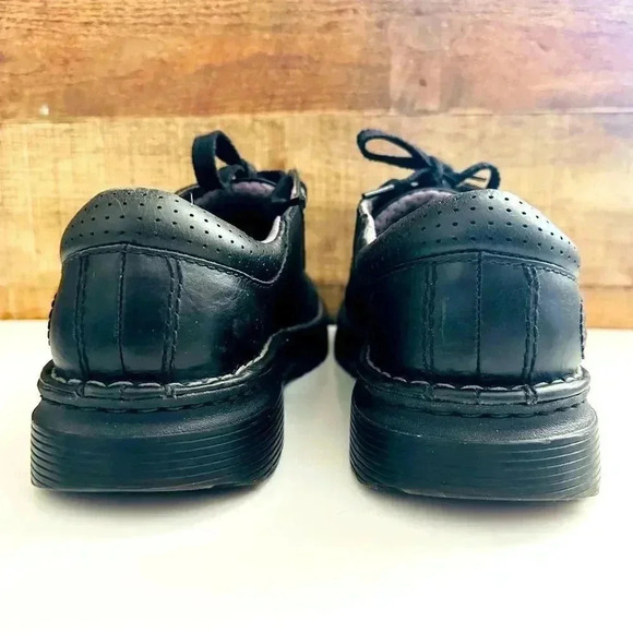 Dr. Martens Nevin Leather Black Oxfords - Picture 5 of 9